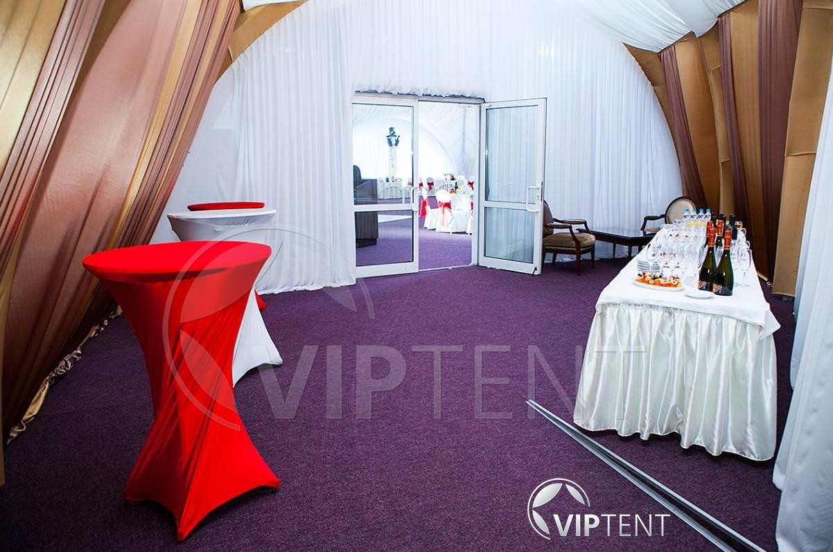 Аэростархолл VIP tent